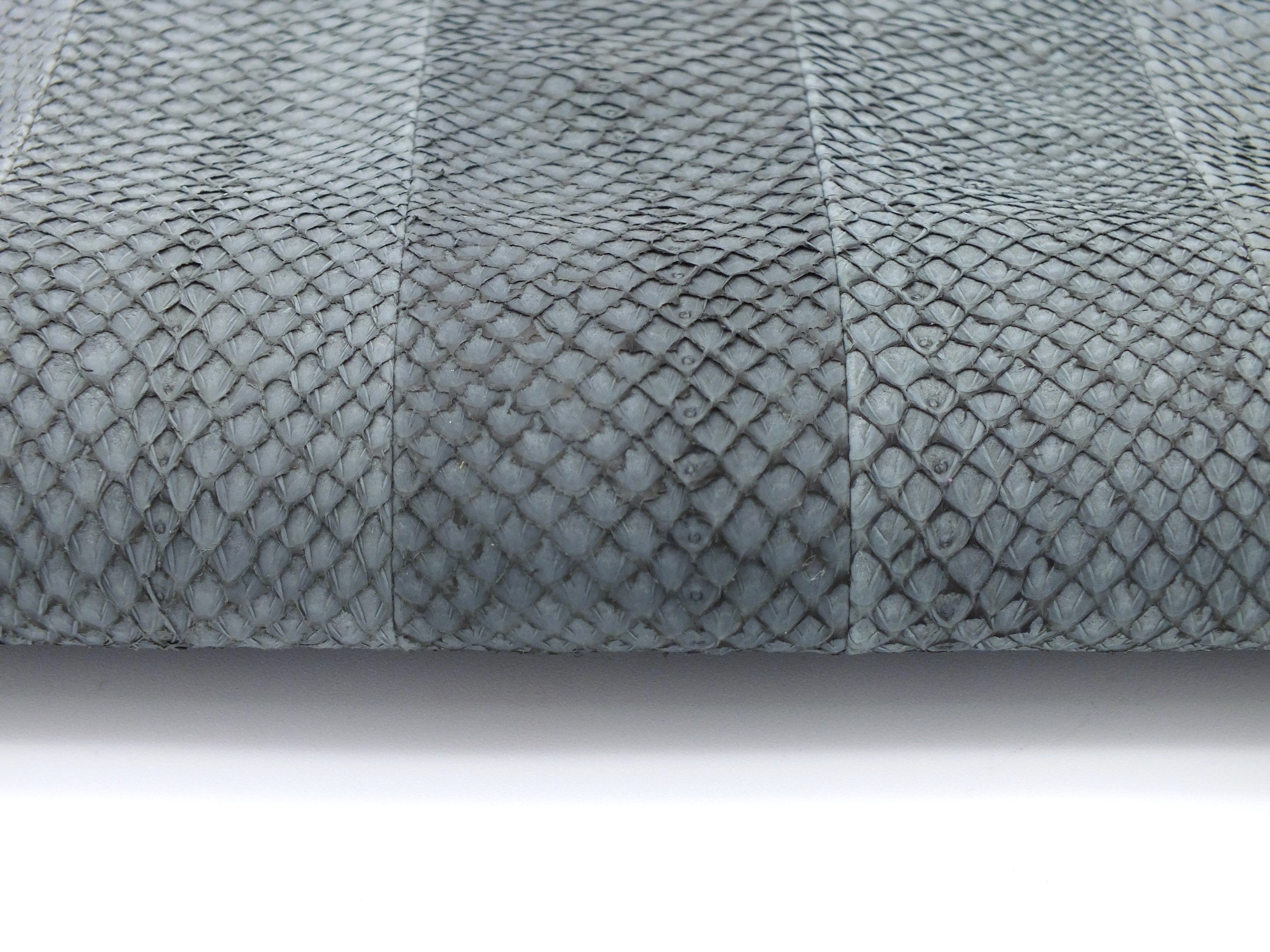 NAPPE SQUAMA BRUT Noir cendre ICTYOS