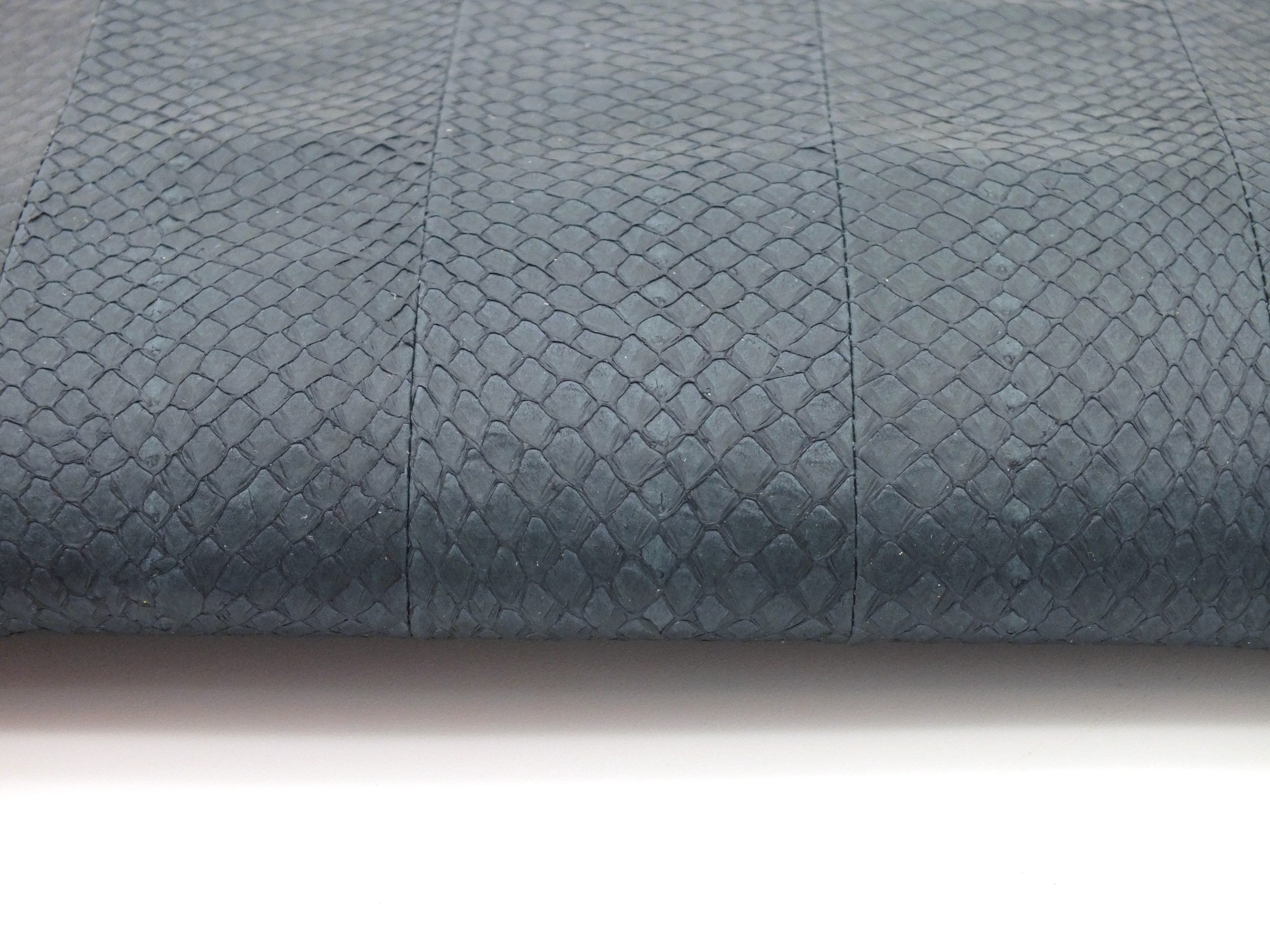 PANNEAU SQUAMA® SATINÉ ICTYOS